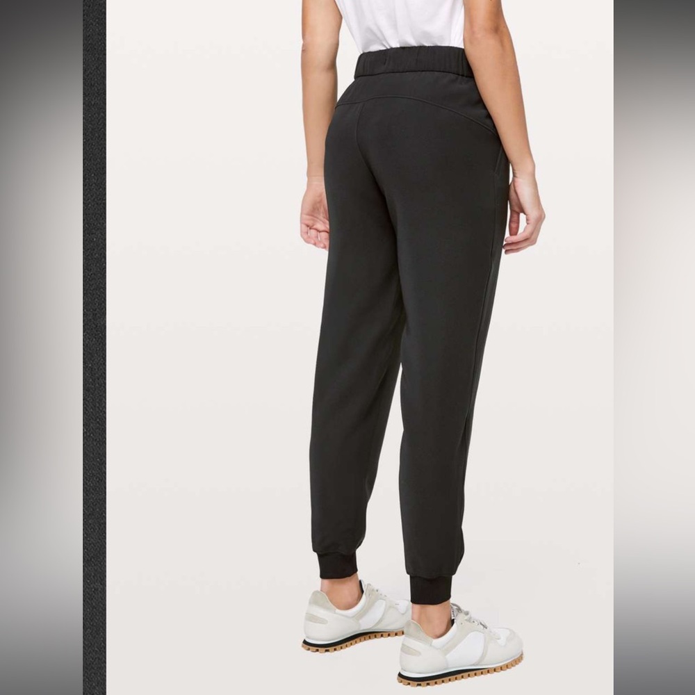 🍋Lululemon On the Fly Jogger 🍋 - Picture 3 of 12